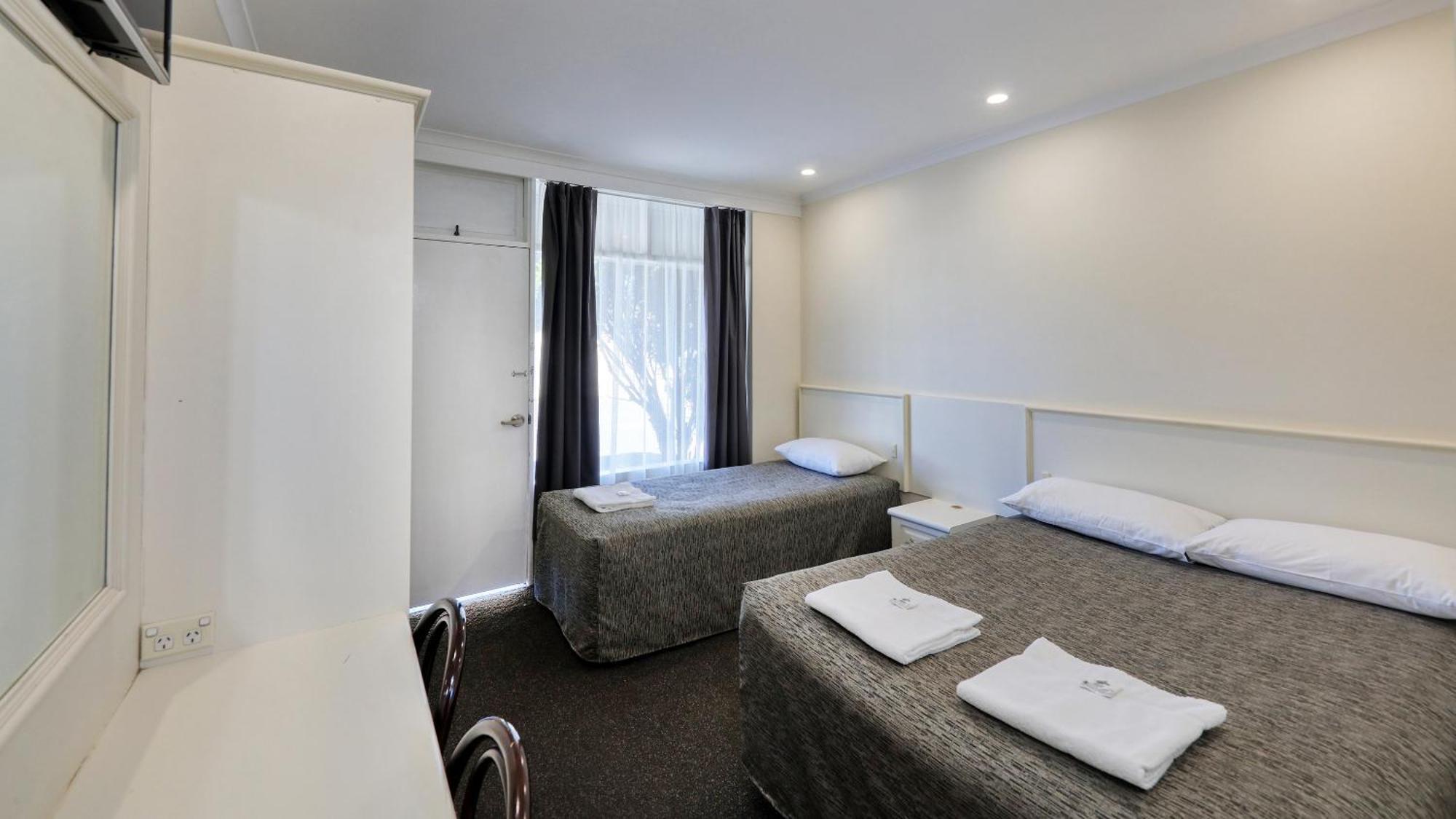 Coachman Hotel Motel Parkes Εξωτερικό φωτογραφία