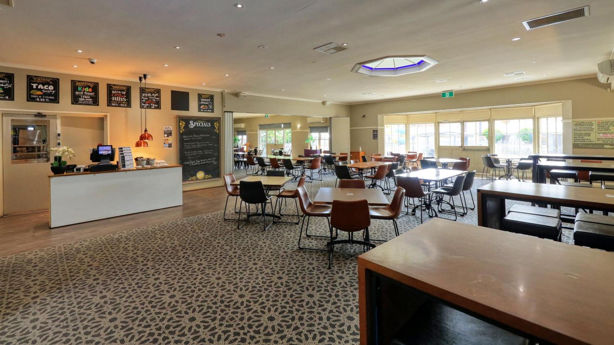 Coachman Hotel Motel Parkes Εξωτερικό φωτογραφία
